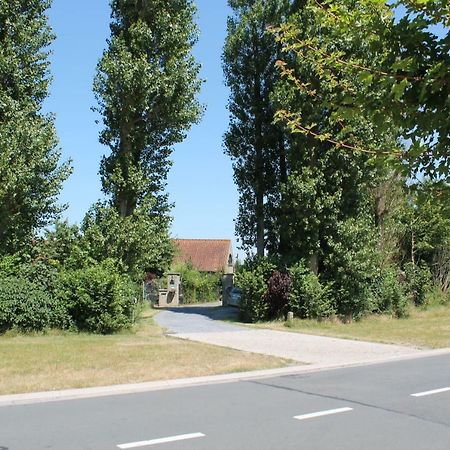Bed and Breakfast Ateljee Devlaux Верне Екстер'єр фото